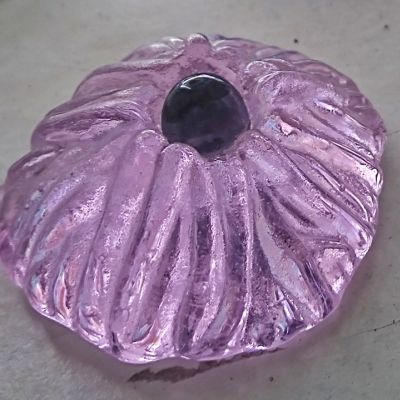 Anna Eggert - Rosa havsros ugnsgjutet återvunnet glas