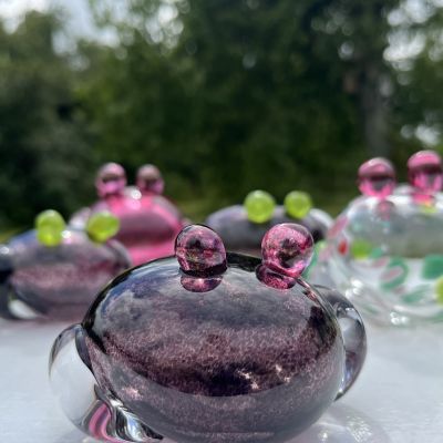 Antonia Lindell, Grodor av glas